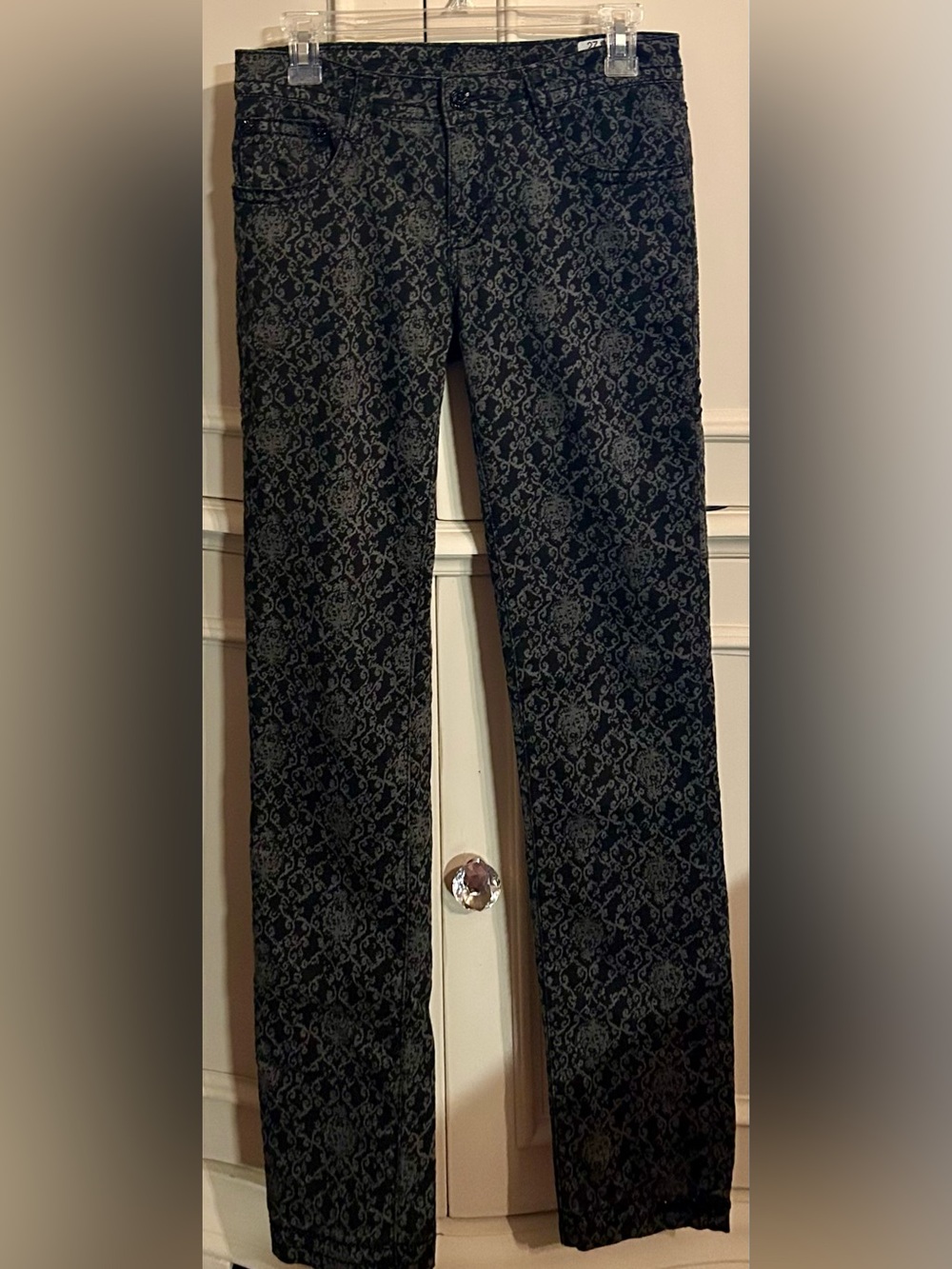 Women's Black Printed Skinny Jeans - Slim Fit Comfort